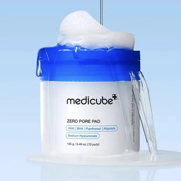 Pads exfoliants Zero Pore Pad 2.0 de Medicube pour resserrer les pores, lisser la peau et contrôler l’excès de sébum