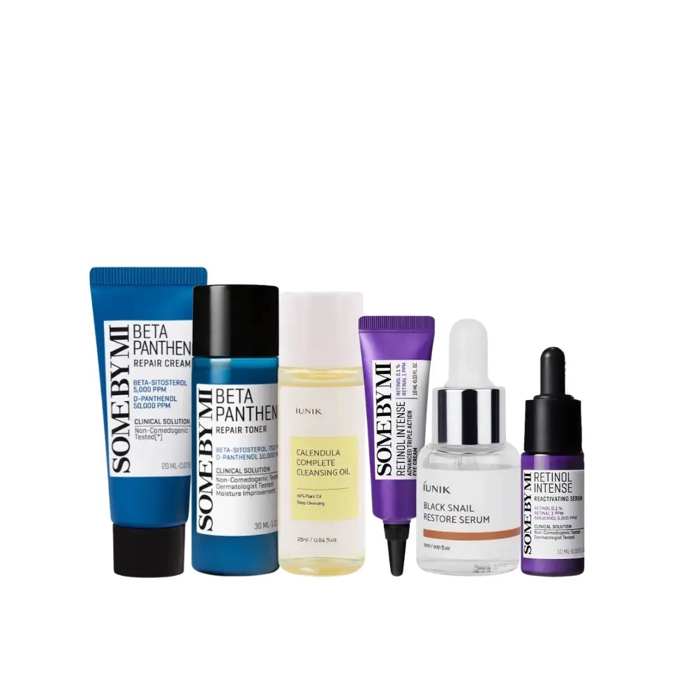 Kit mini routine anti-âge coréenne avec rétinol, panthénol, huile calendula, trousse et serre-tête.