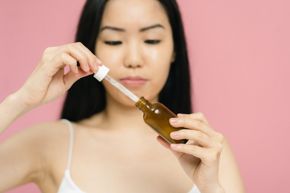 Femme avecde l'hyperpigmentation