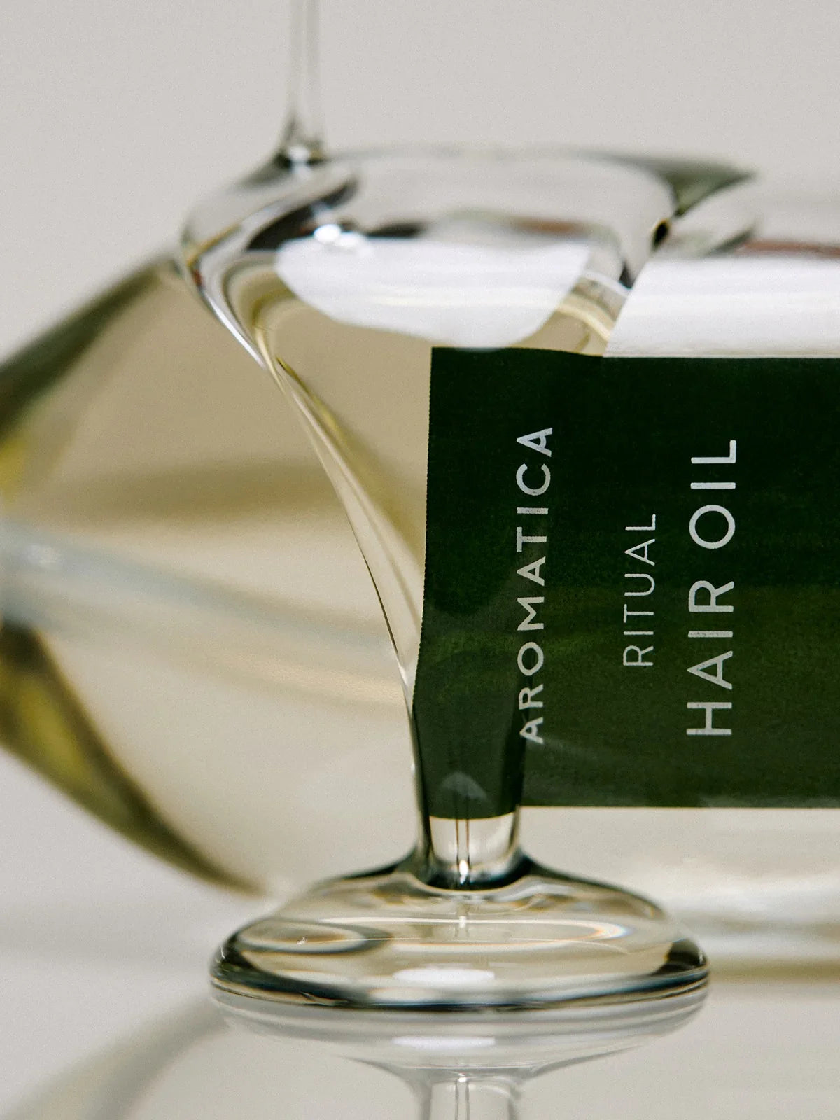 Aromatica Ritual Hair Oil, texture de l'huile, soin capillaire coréen K Beauty Cosmetics