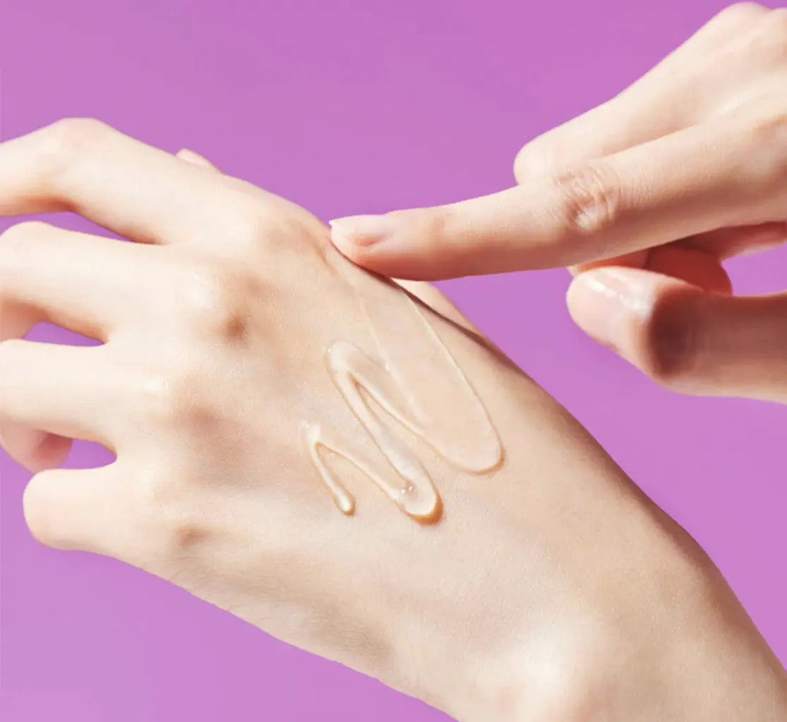 Collagen Brightening Eye Gel Cream
Gel contour des yeux éclaircissant au collagène de la marque coréenne TOCOBO, anti age