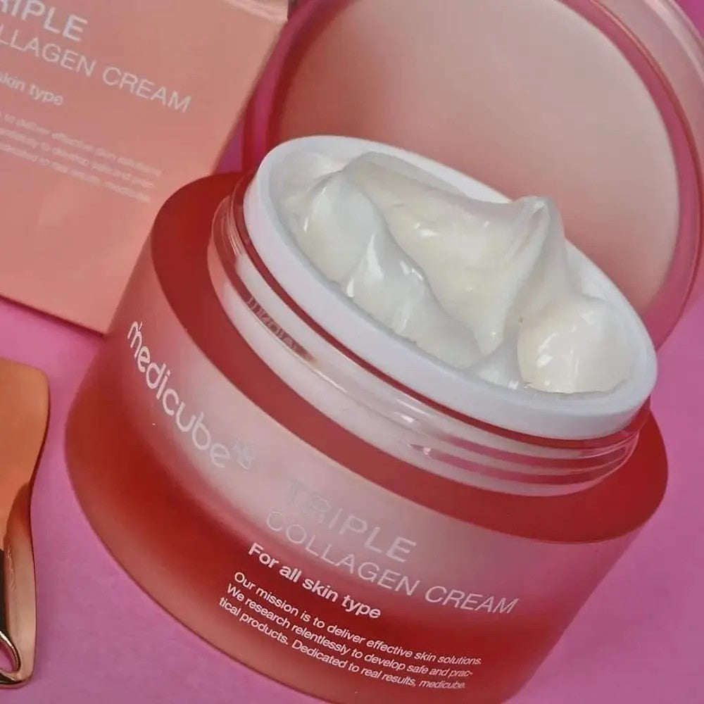 Crème Triple Collagen Cream 4.0 renforcer la barrière cutanée, améliorer l’élasticité et réduire les signes visibles de l’âge.