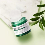 pad exfoliants coréens AHA-BHA-PHA 30 Days Miracle Truecica Clear Pad pour purifier les pores et apaiser la peau avec Truecica