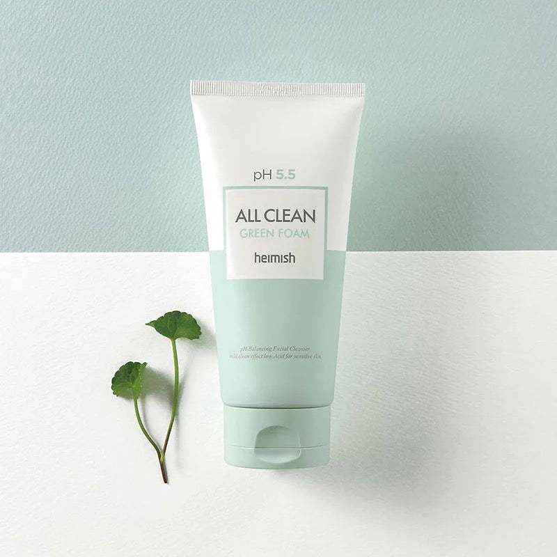 Gel nettoyant visage coréen au pH légèrement acide, enrichi en centella asiatica, hamamélis et glycérine.
