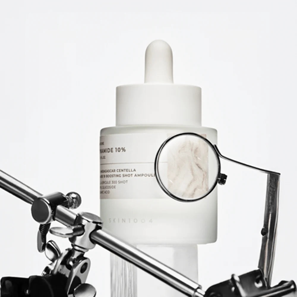 Niacinamide 10% sérum visage concentré pour réguler le sébum, resserrer les pores et unifier le teint
SKIN1004