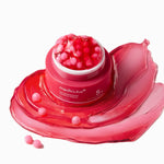 Crème visage anti-taches aux capsules de TXA 99 %, niacinamide 5 %, alpha-arbutine et glutathion.