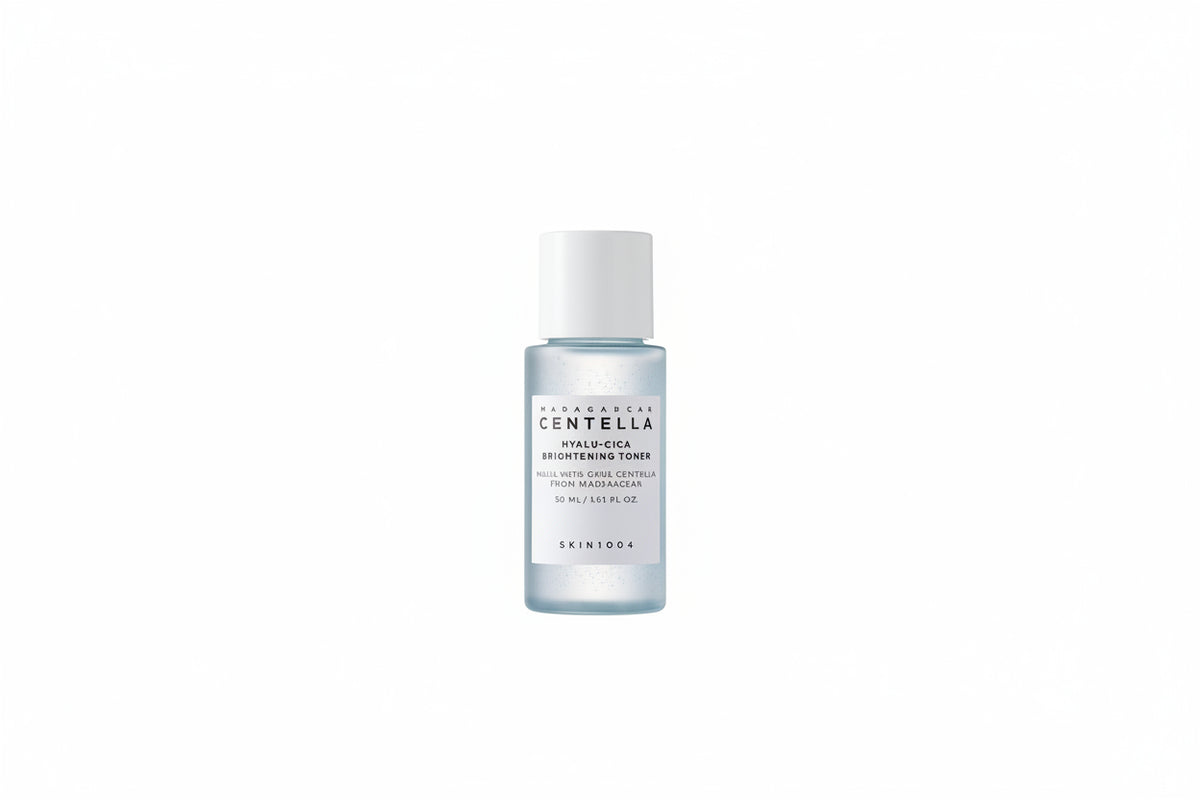 SKIN1004 Madagascar Centella Hyalu-Cica Brightening Toner format mini 30 ml, tonique coréen éclaircissant à la Centella