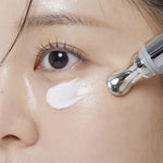 VT PDRN Reedle Shot Eye Lifter, en situation, soin coréen K Beauty Cosmetics